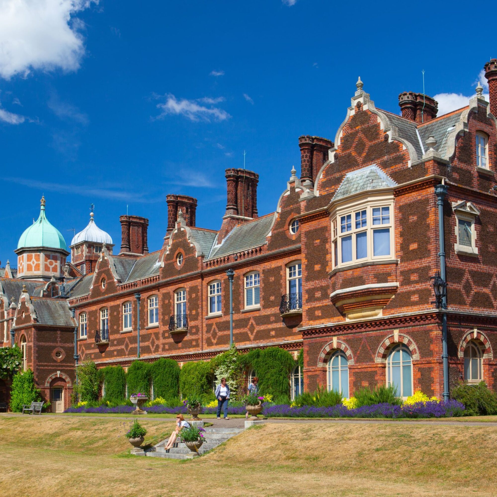 sandringham-estate-building-min