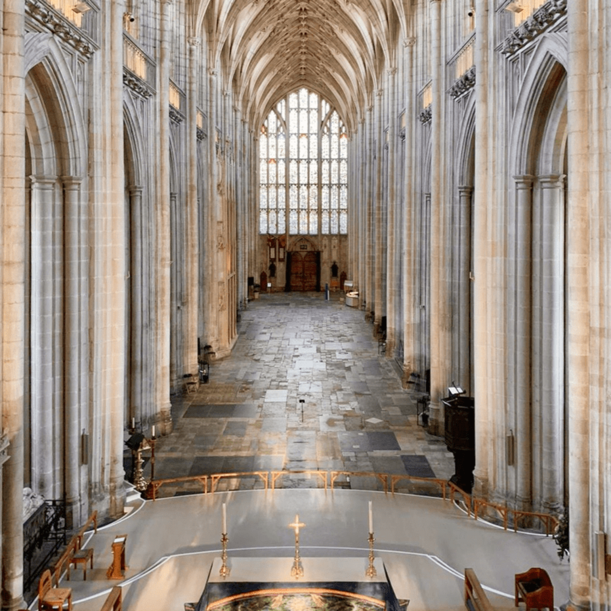 winchester-Cathedral-Interior-min
