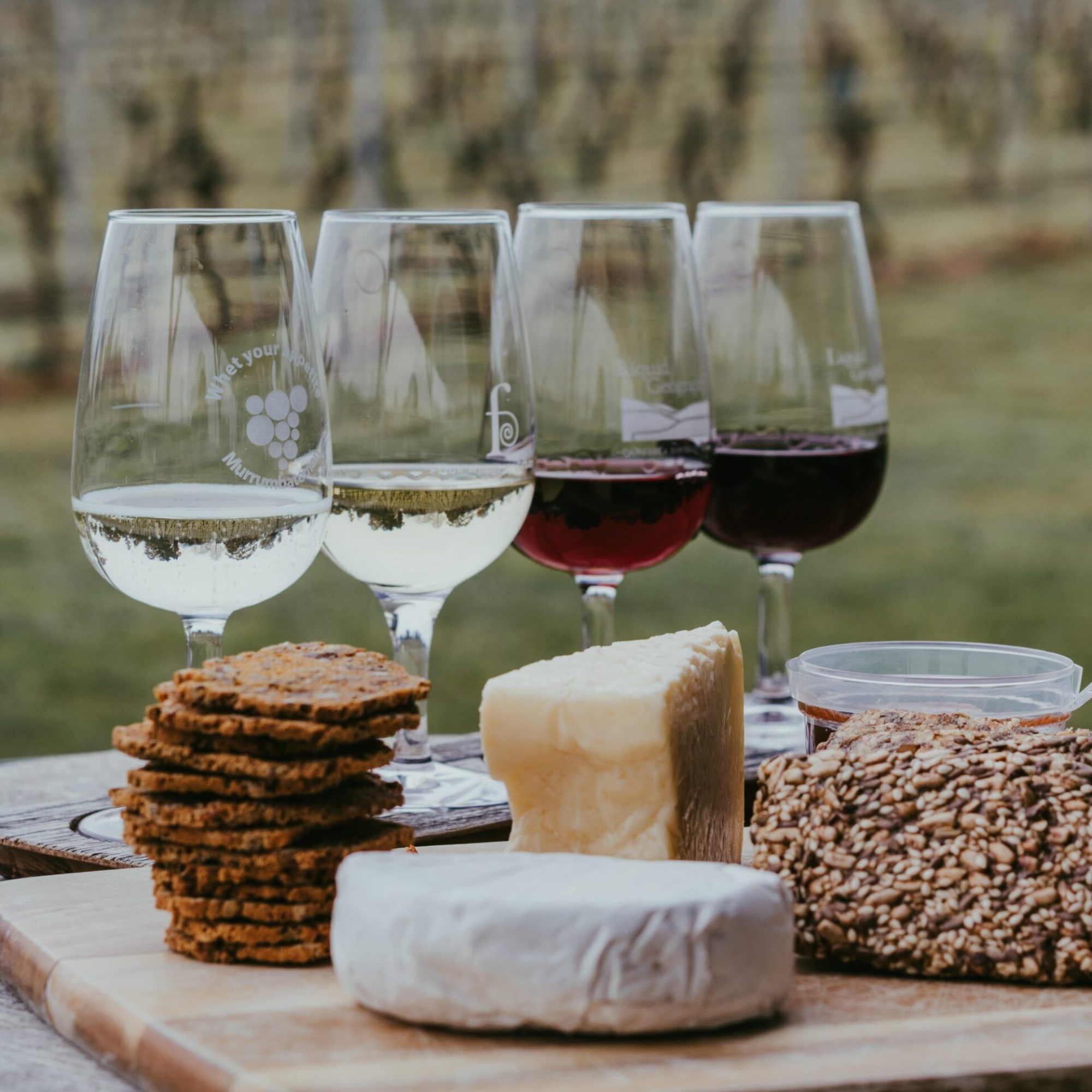 wine-cheeseboard-min